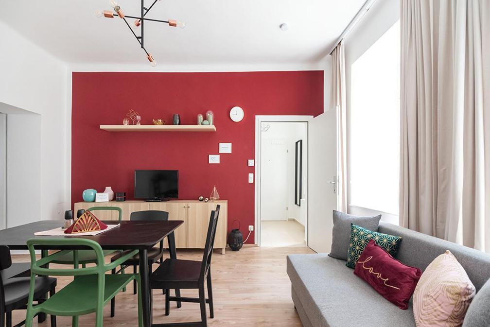 Colorful Apartment Facing Green Courtyard Bécs Kültér fotó